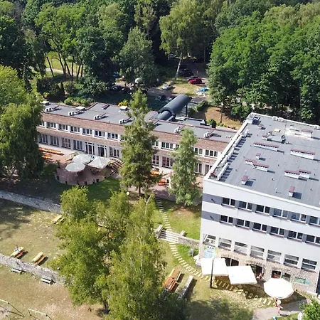 Hotel Malinowski Lesny 3*