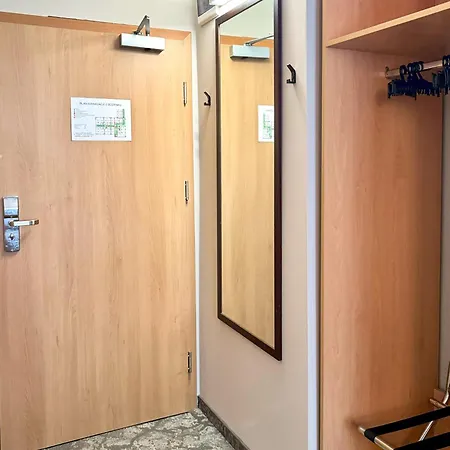 Hotel Malinowski Lesny 3*