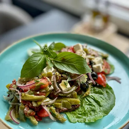 Malinowski Lesny Hotel