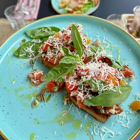 Malinowski Lesny Hotel