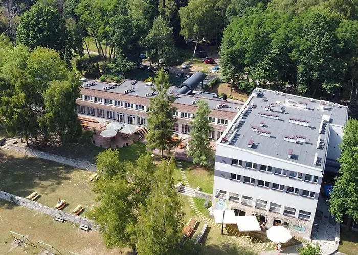 מלון Malinowski Lesny *