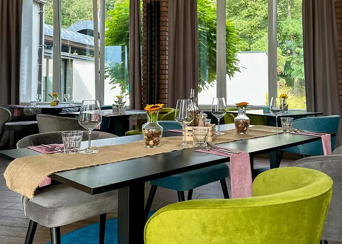 מלון Malinowski Lesny