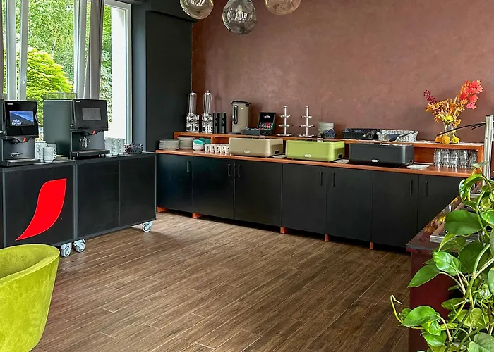 מלון Malinowski Lesny *